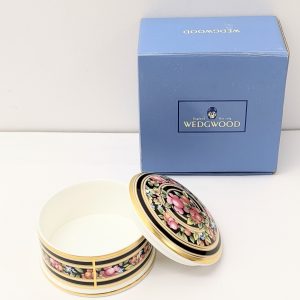 ☆WEDGWOOD(ウェッジウッド) 小物入れをお買取りさせて頂きました