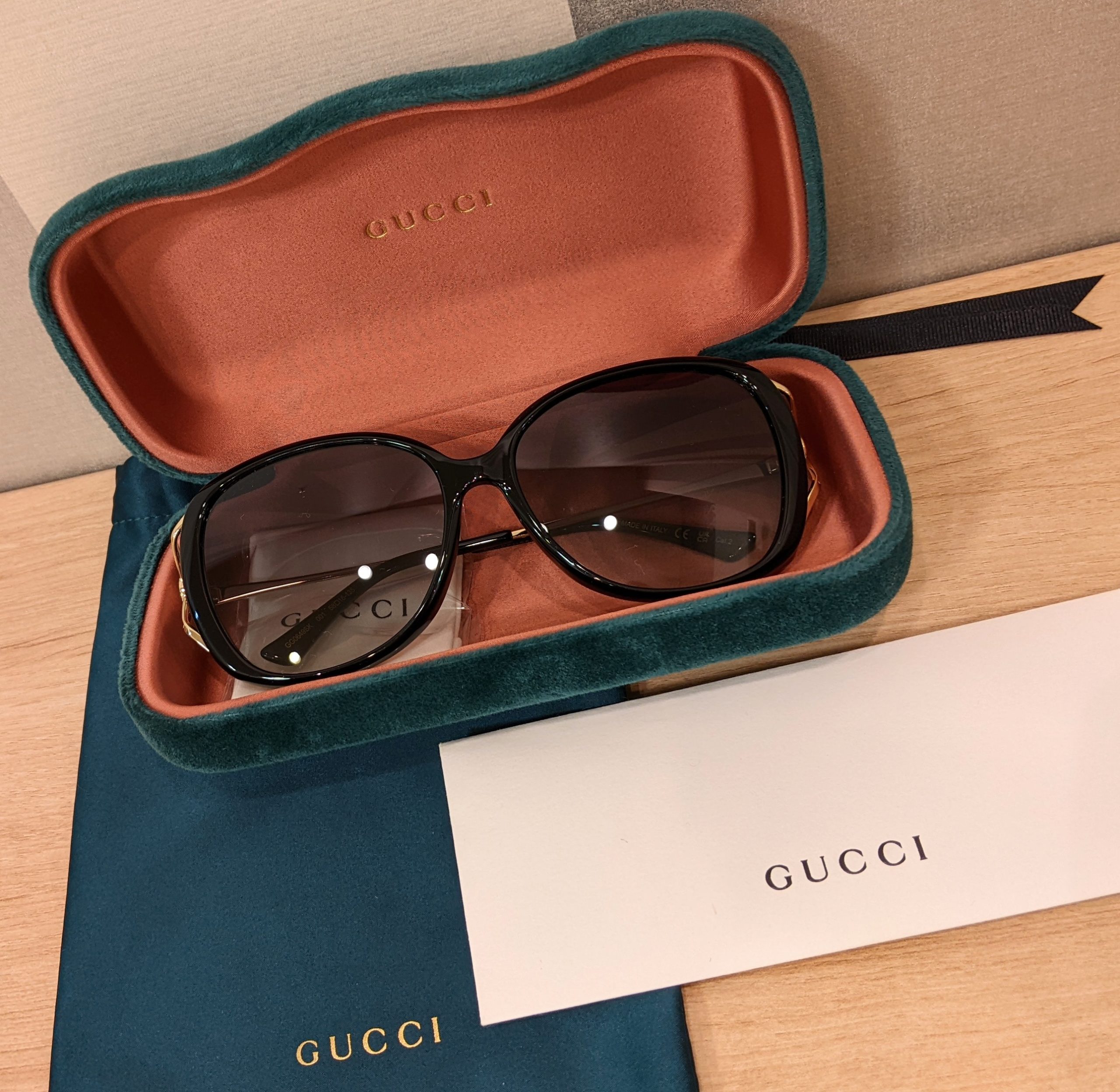 GUCCI,グッチ,サングラス,ケース付き,ブランド小物,紫外線対策,メガネ,眼鏡,ファッション小物